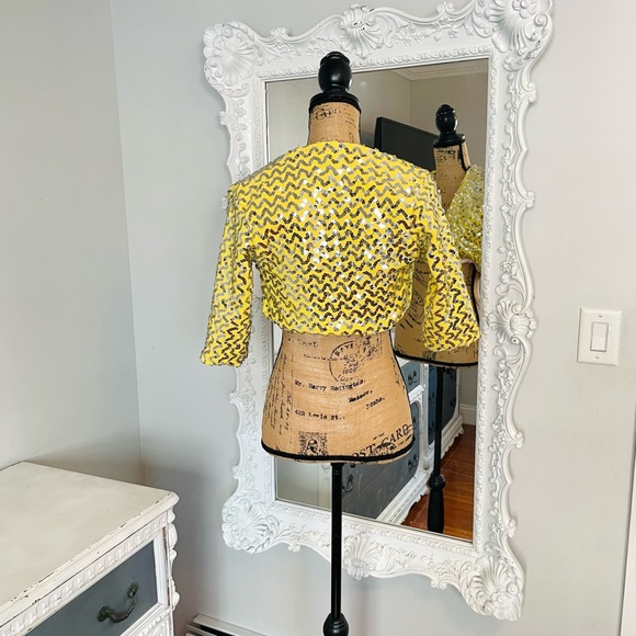 SALE New York Couture One of a Kind Yellow SEQUIN Crop Top Jacket - Picture 3 of 8